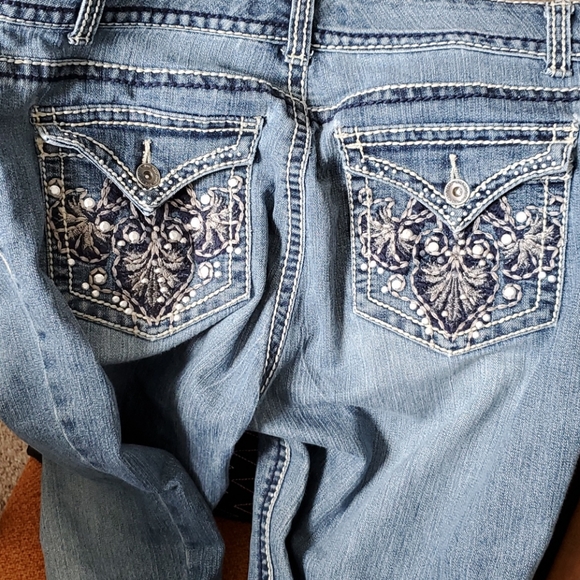 Jeans - Picture 4 of 4